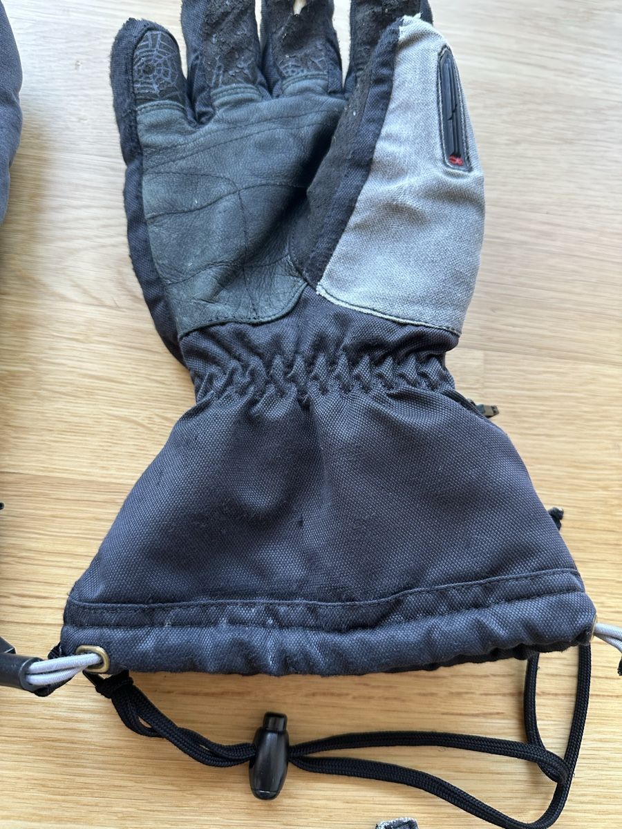 Guanti & manicotti: Ski Gloves – Difettoso da Zürich venduto da mc_172 4