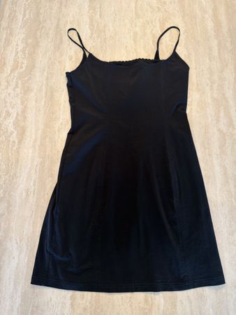 MANGO schwarzes Mini Kleid – Grösse M / 38 – Satin Look