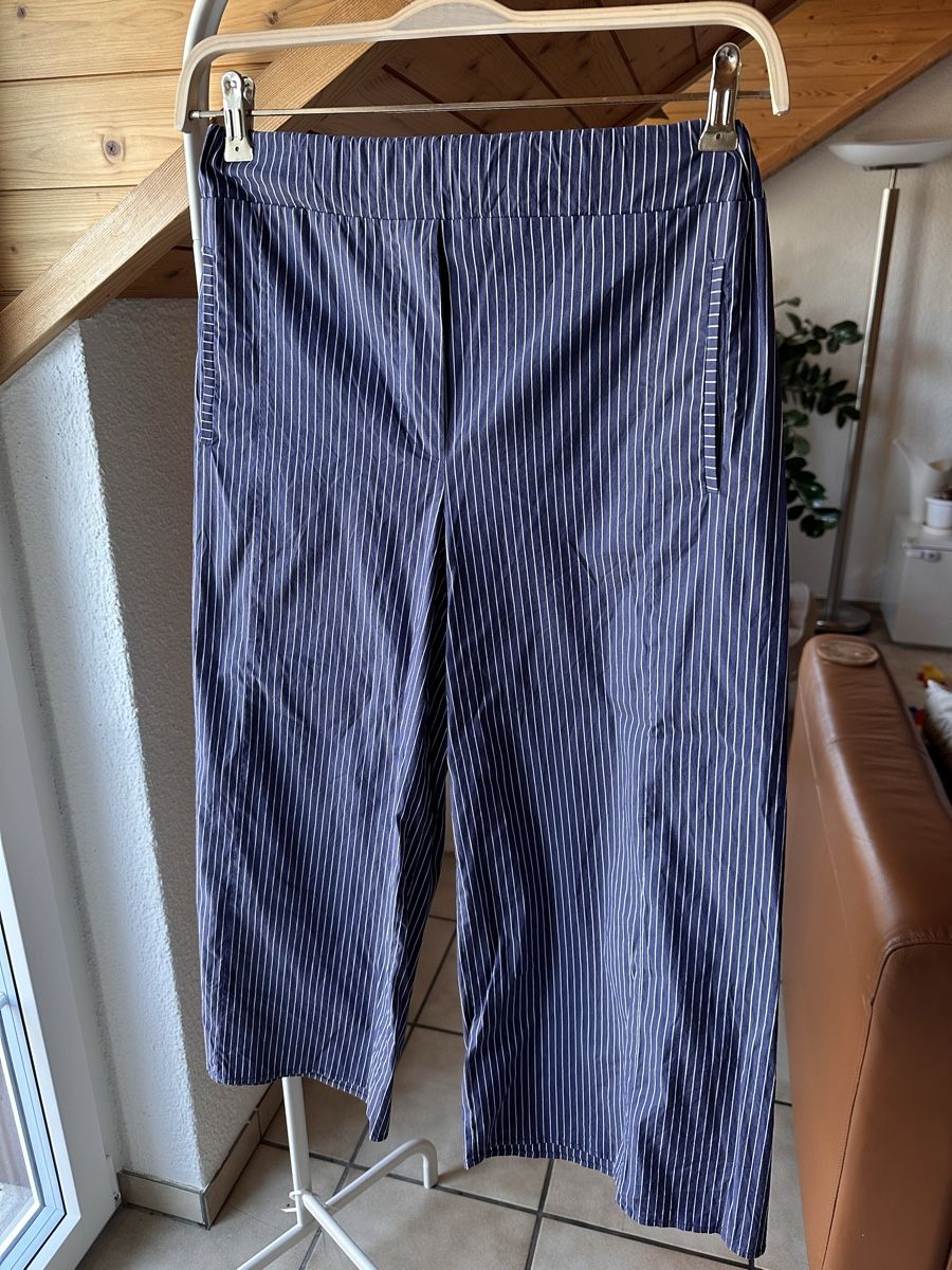 Zara Pantaloni: Zara 3/4 Hose Gr. S 100 Baumwolle – Usato da Münsingen venduto da Secondhand89
