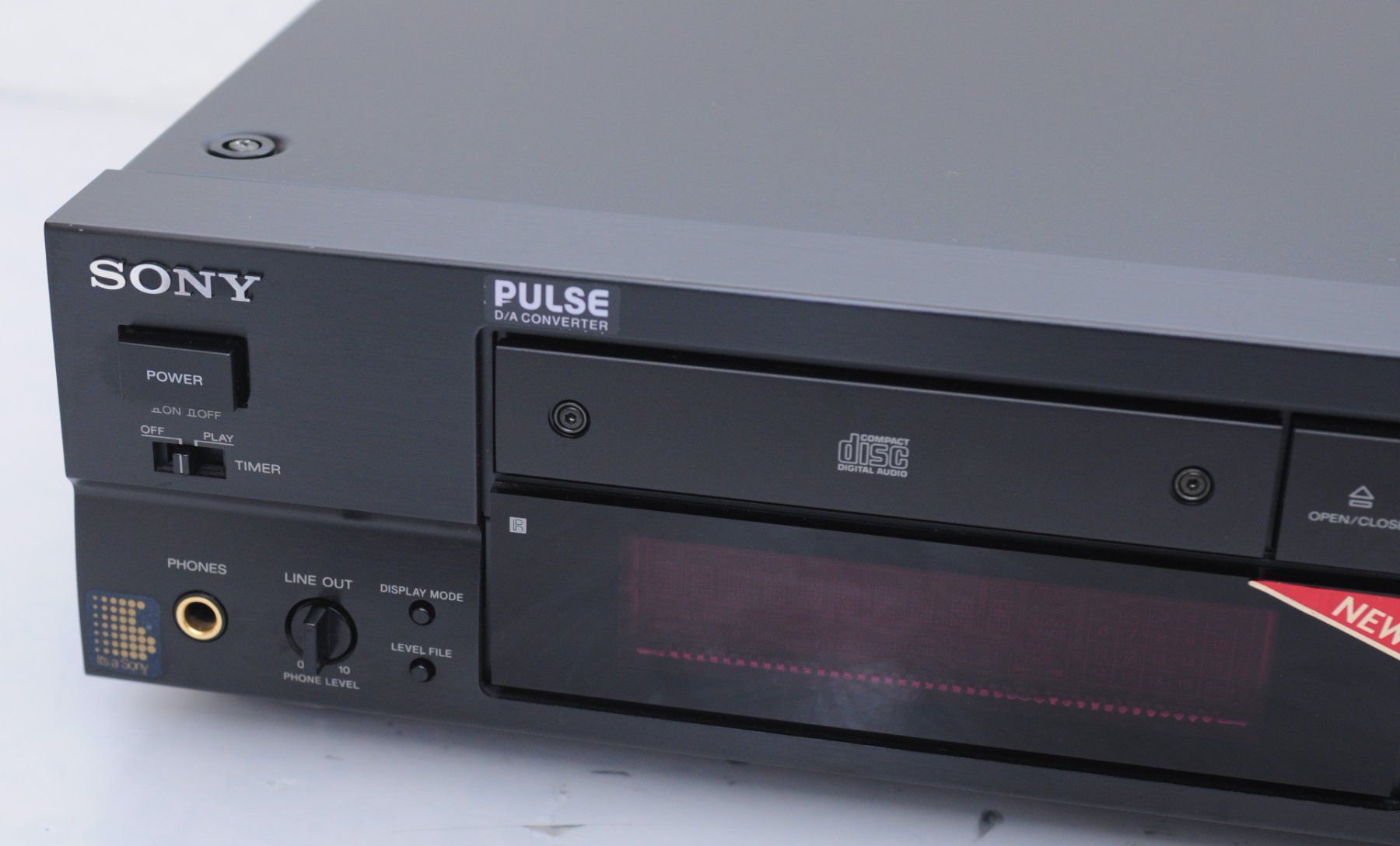 Sony Sistemi audio & multimediali: Sony CDP-X222ES CD-Player – Usato da Oberglatt ZH venduto da Kumar2 2