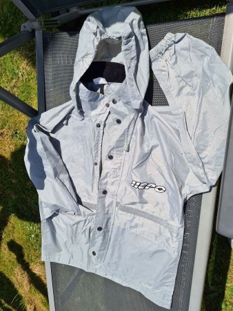 Kinder Qualität Regenjacke  10 Jahre