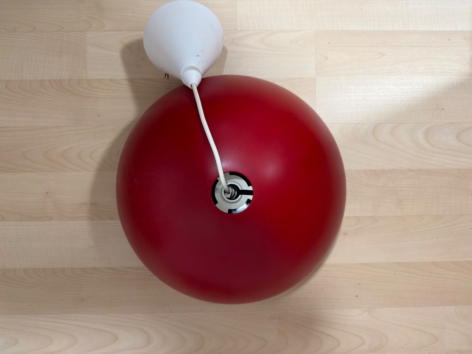 Lampadari & plafoniere: Pendant lamp red dome shape like new condition – Usato da St Gallen venduto da Muhamet-Ali 1