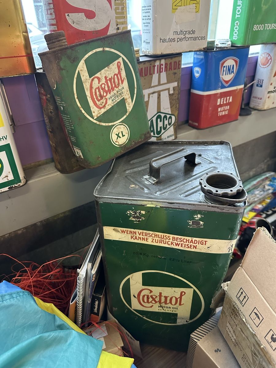 Accessori per altri veicoli: 2 bidons Castrol vintage  – Usato da Pomy venduto da alex911 1