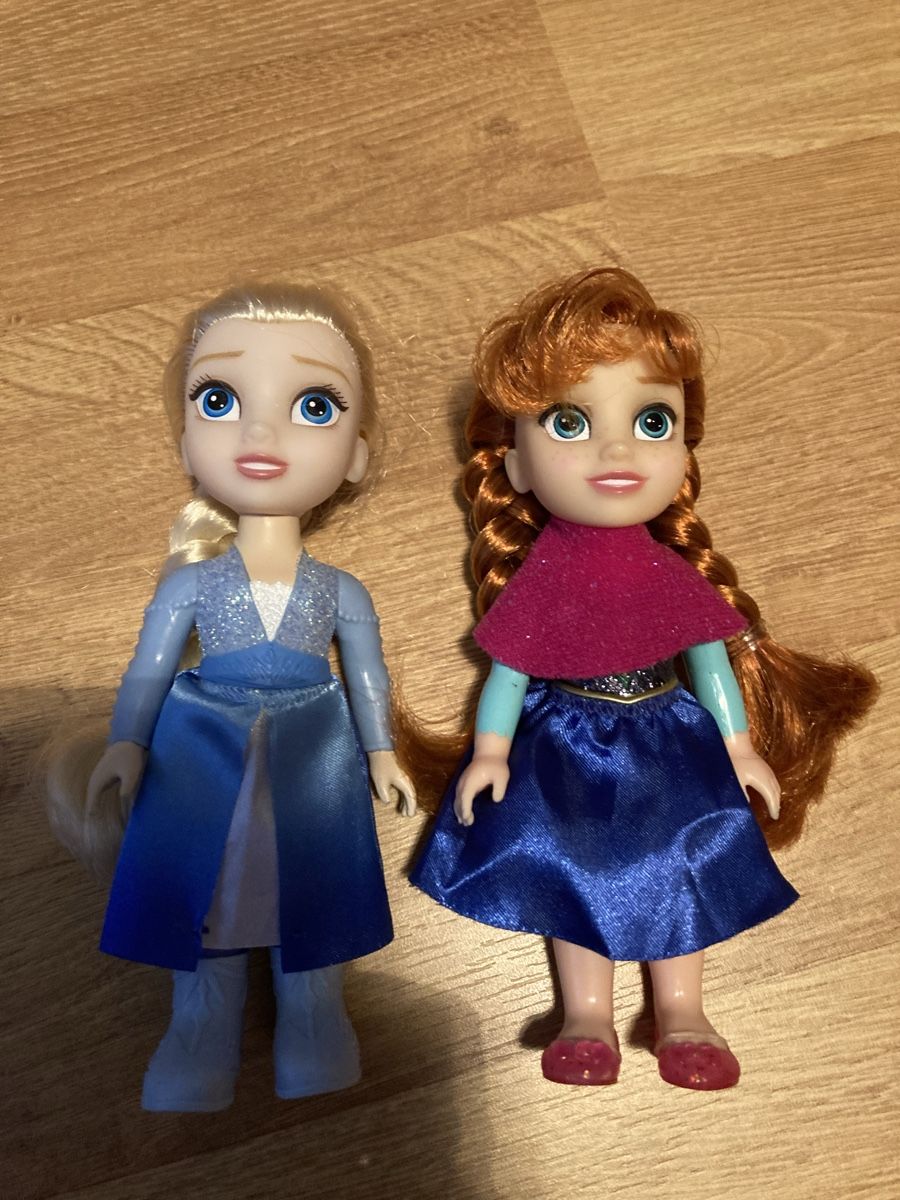 Disney Giocattoli: Anna und Elsa Puppen – Usato da Emmenbrücke venduto da JJ_89