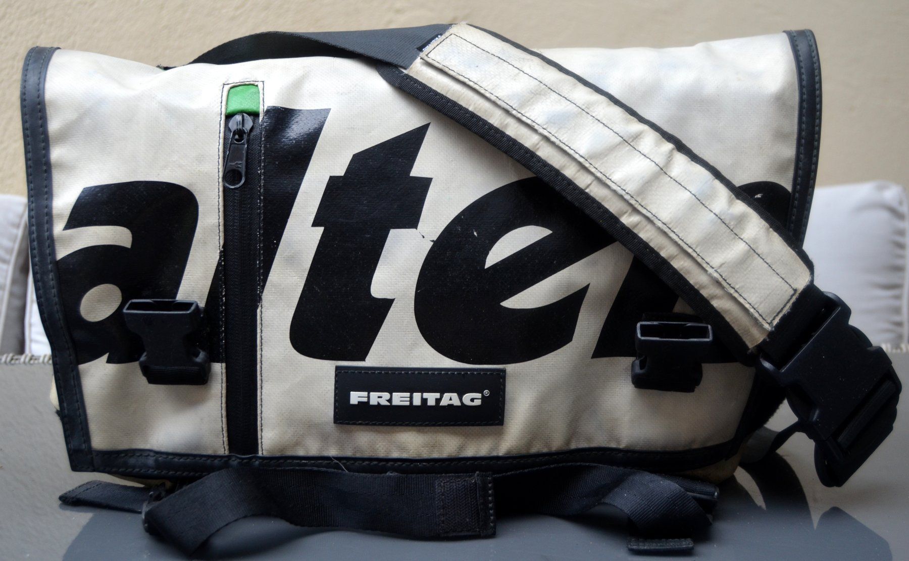 Freitag Taschen: Freitag  Tasche / sac – Gebraucht aus Collonges von arashee
