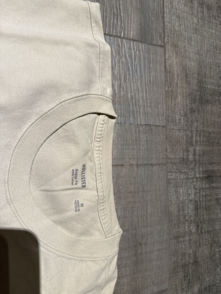 Hollister T-Shirts: T-shirt  – Gebraucht aus Tramelan von mar_xrj7 1