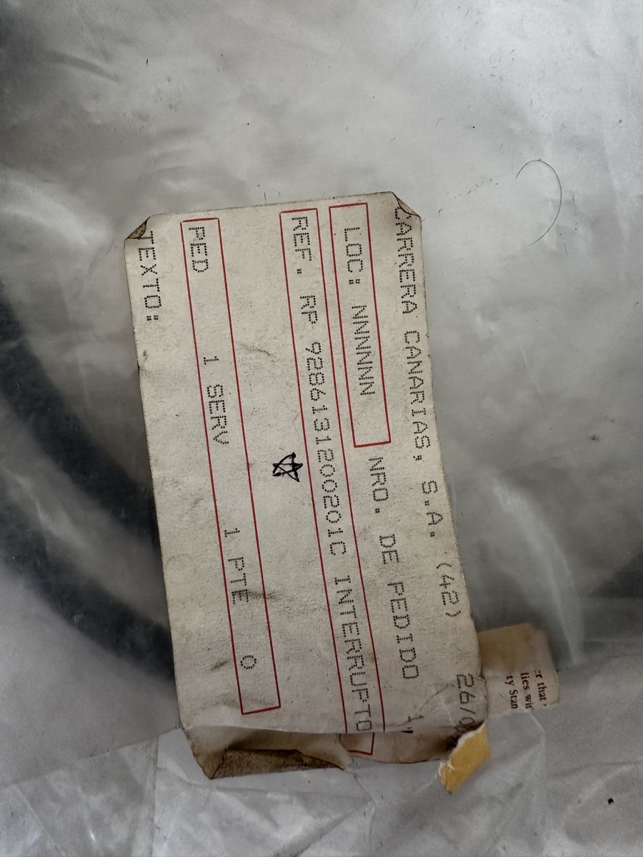 Porsche Tutti pezzi di ricambio auto: Porsche 928 Schiebedachschalter - Teilenummer 92861312002 – Nuovo e nell'imballaggio originale da Honau venduto da mischuchichaeschtli 1