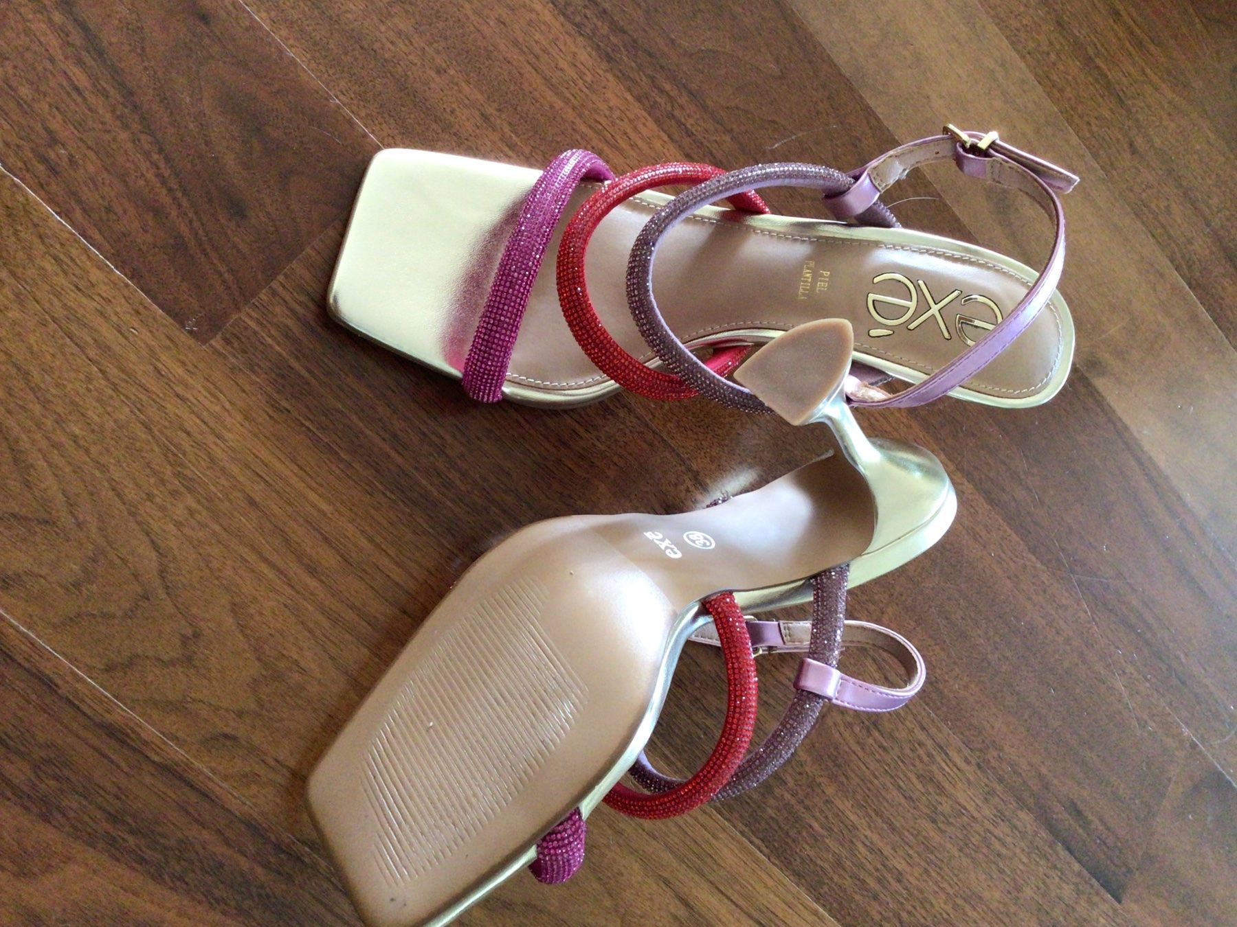 Scarpe da donna: Schuh (Neu) – Nuovo (secondo la descrizione) da Zürich venduto da ArmariodeRuth_Senora 1