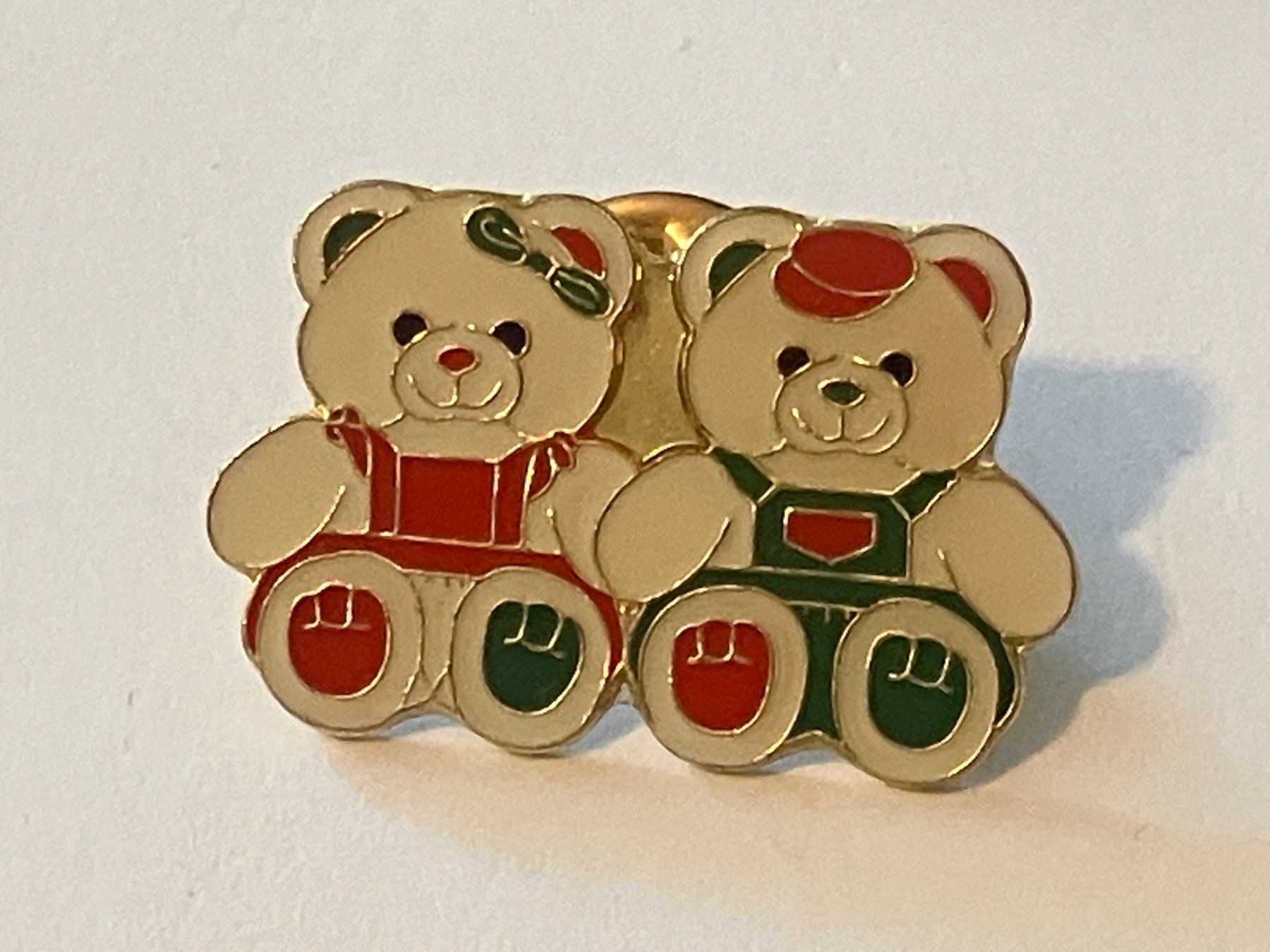 Placchette & Badge: 1 Pin Teddybären – Usato da Basel venduto da djwwpp