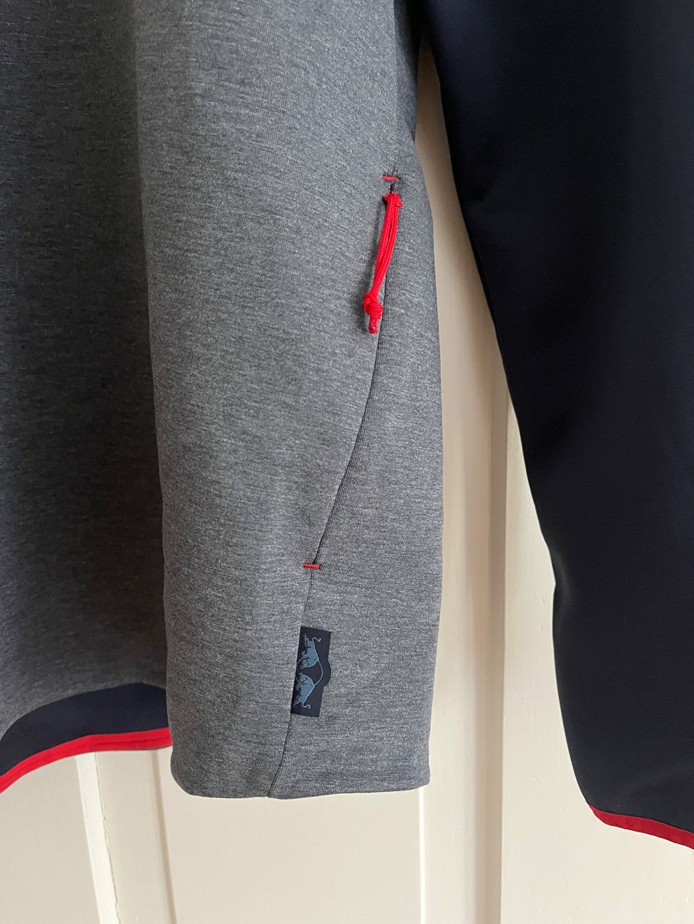 Pullover & Sweatshirts: Original Red Bull Kapuzenpullover Quarter Zip Herren L – Gebraucht aus Zürich von bretxo 6
