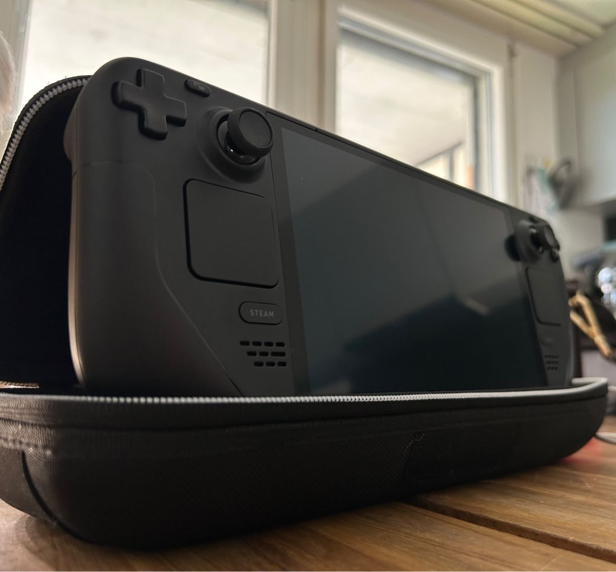 Valve Console: Valve Steam Deck Handheld OLED 1 TB – Usato da Oberägeri venduto da Silverhase