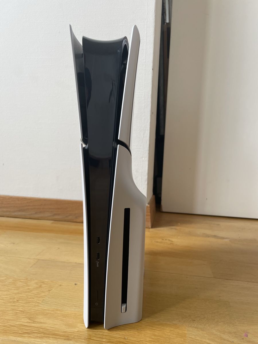 Sony Console: Sony PlayStation 5 - Defekt  – Difettoso da Zürich venduto da Linda_ga 2