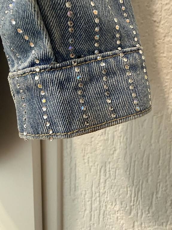 Giacche: Damen Jeansjacke mit Strass Gr S  – Usato da St. Gallen venduto da dan_x8rc 3