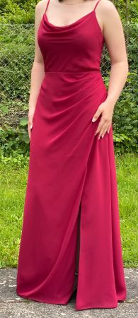 Rotes Sommer-Abendkleid mit Schlitz, Grösse 36, neu