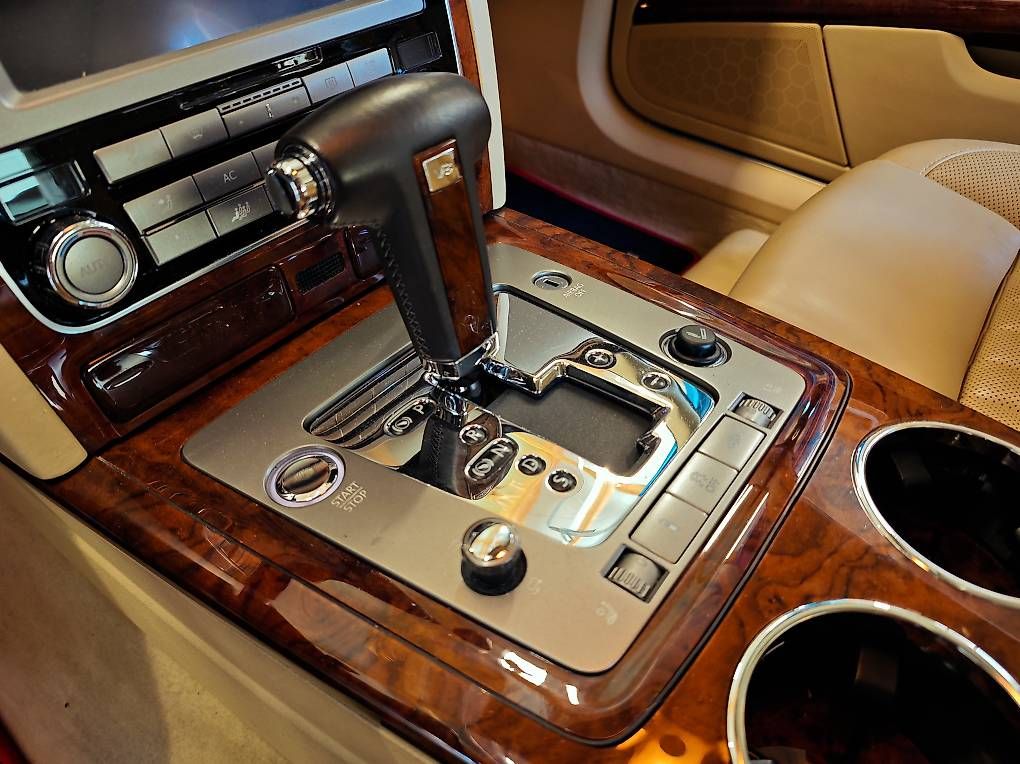 VW Autos: VW Phaeton L 4.2 V8 4Motion – D'occasion à Schlossrued par RS_handwaerch77 7