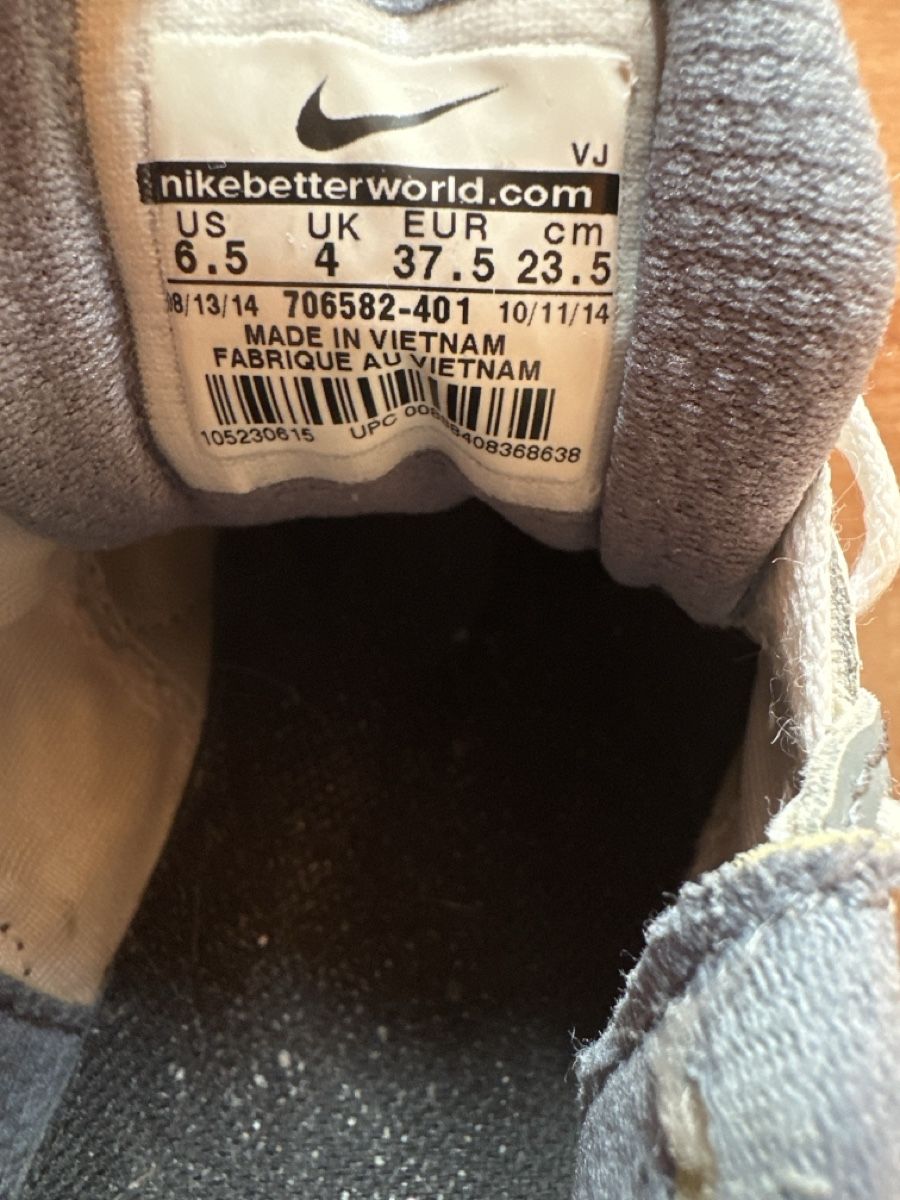 Nike Scarpe da donna: Schuhe Nike Grösse 37.5, Grau/Pink – Usato da Wald AR venduto da sar_x867 5