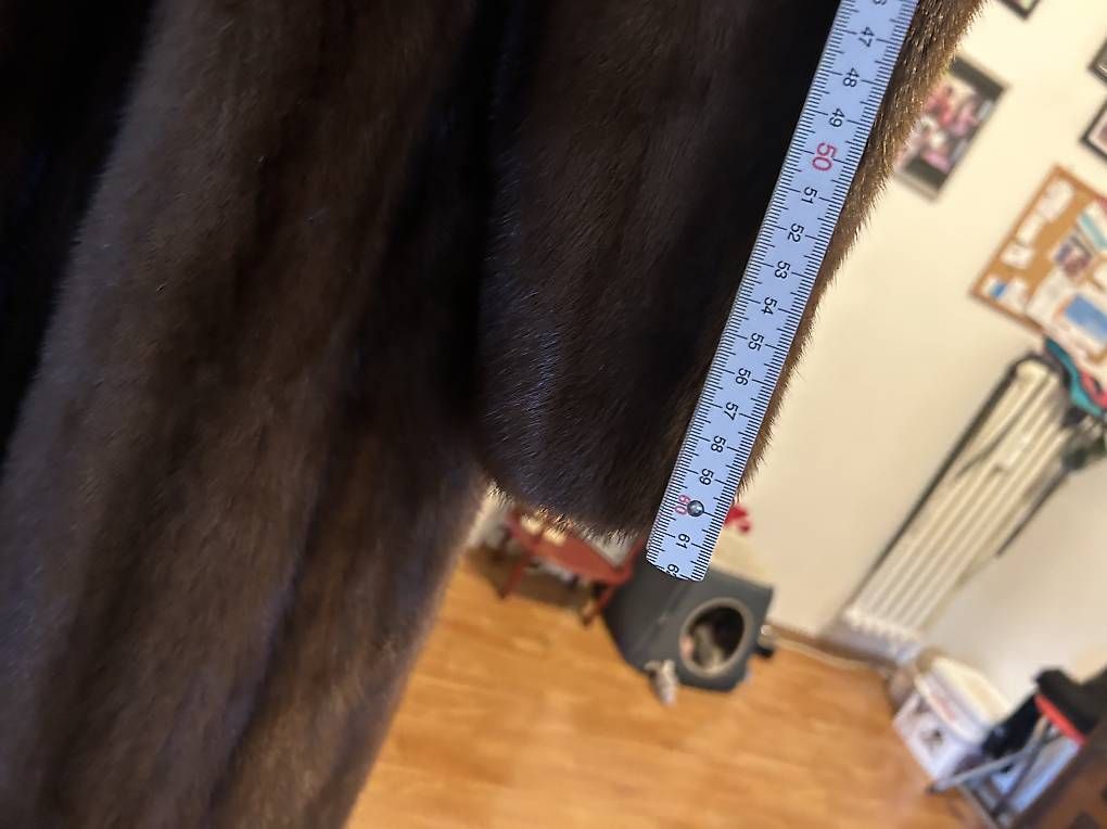 Cappotti: Manteau Vison – Usato da Renens venduto da fre_25x2 3
