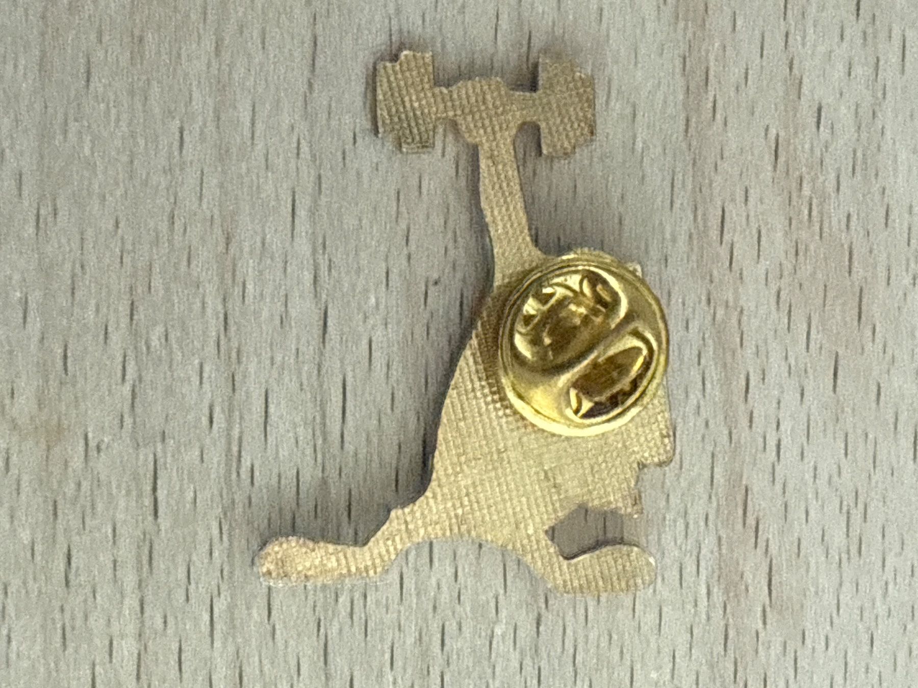 Placchette & Badge: Pin Looney Tunes Tasmania Devil – Usato da Glattbrugg venduto da Schweigmatt 1