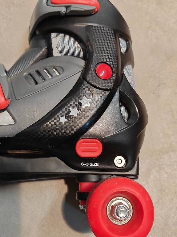 Pattini in linea & Pattini a rotelle: Rollschuhe Grösse 3 bis 6 – Usato da Matzingen venduto da Boergch 1