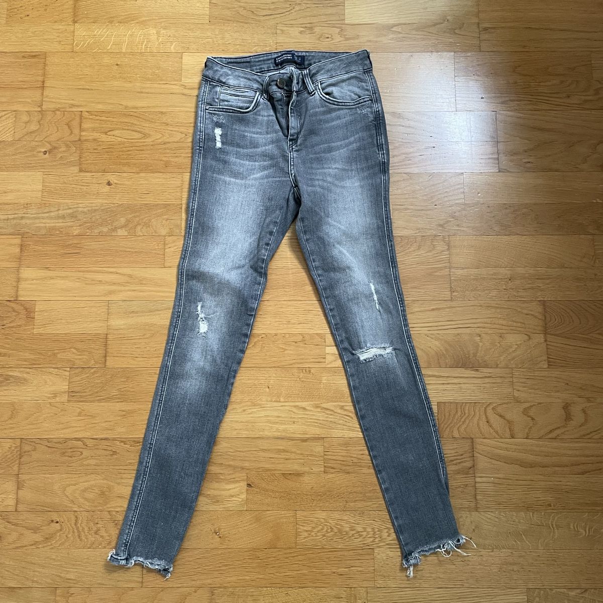 Zara Jeans: Zara Jeans – Neuf (Voir description) à Grenchen par iagiag