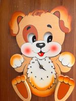 Orologio da parete cane legno decorato ottime condizioni