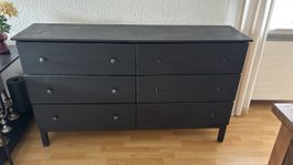 Schwarze kommode