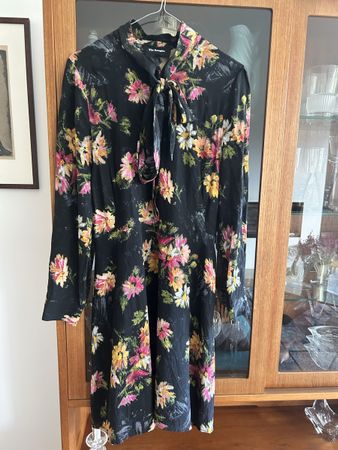 Robe The Kooples soie motif floral noir taille S neuf