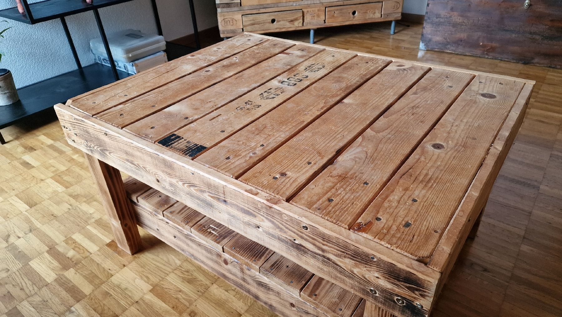 Tavoli: Pallet coffee table, boho/industrial, handmade – Usato da Oberburg venduto da aurora_ch 3
