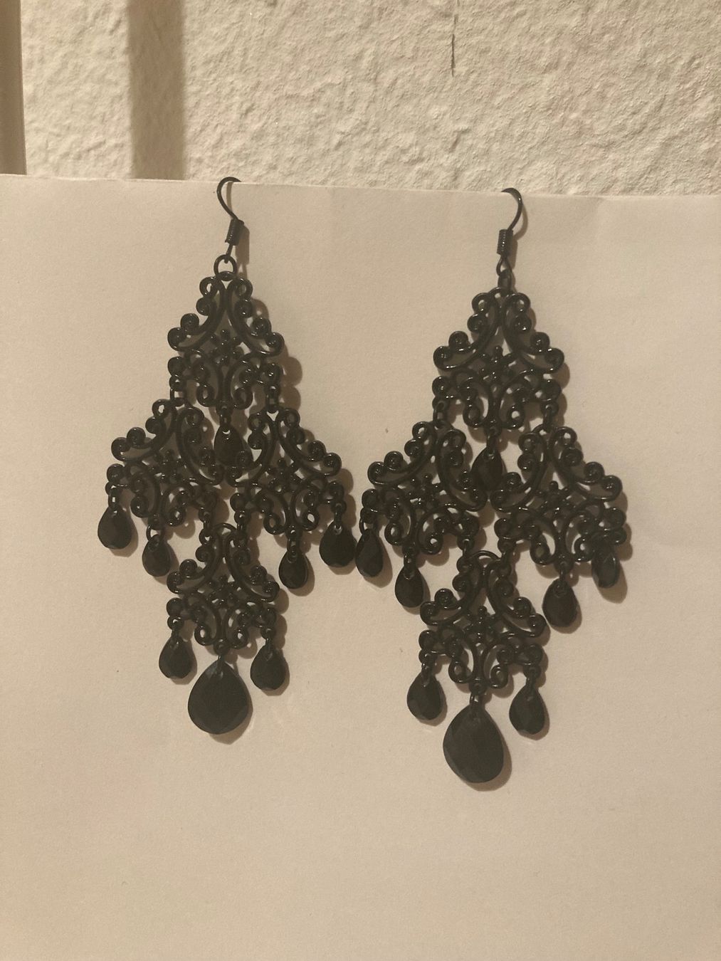 Orecchini pendenti & Orecchini a lobo: Ohrringe schwarz gothik Stil – Usato da Wädenswil venduto da Minou_ql76