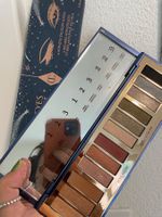 Charlotte Tilbury Eyeshadow Palette. Limited Edition