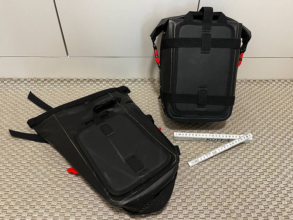 Givi Taschen: GIVI Taschen 2 für 1 Set – Gebraucht aus Uerzlikon von NFo 1