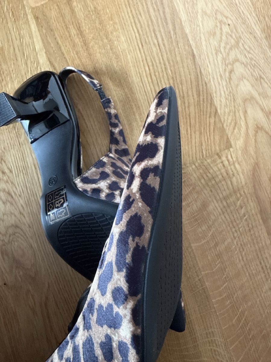 Damenschuhe: Pumps – Neu (gemäss Beschreibung) aus Kriens von g_b_mk7j 6