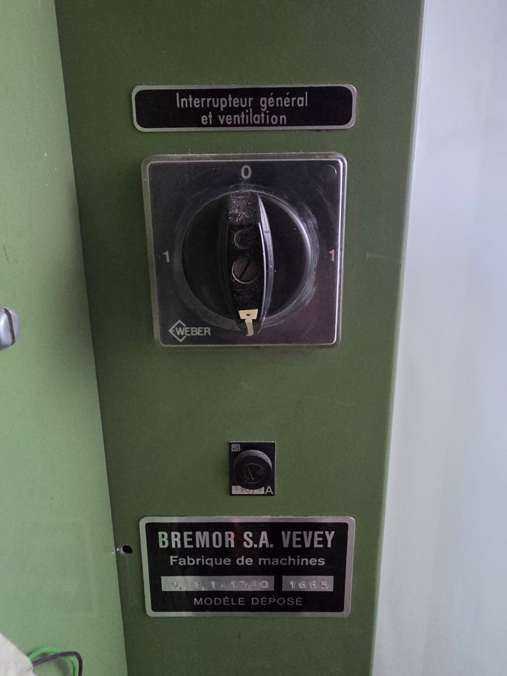 Toutes les machines: Sableuse machine industrielle Bremor S.A. Vevey – D'occasion à St-Imier par inf_h7kx 2
