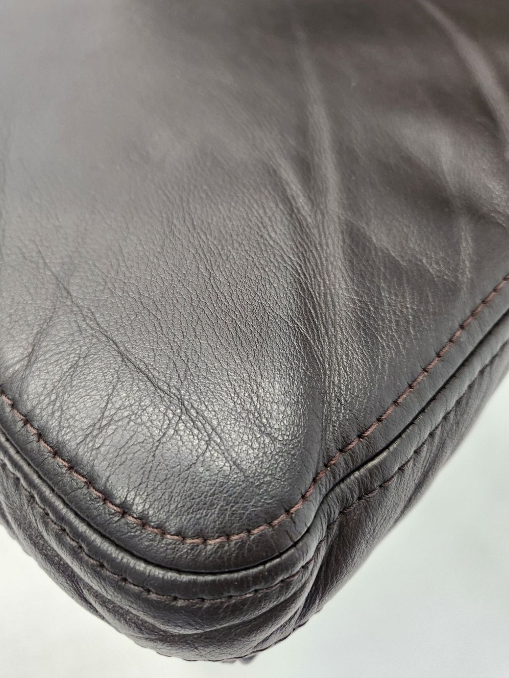 Vitra Sedie: Vitra Soft Pad EA219 Leder chocolate – Usato da Bad Zurzach venduto da QLASSIQ 7