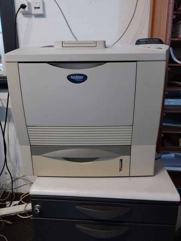 Brother Imprimantes: Brother HL-7050 Laserdrucker – D'occasion à Flüelen par Putnam