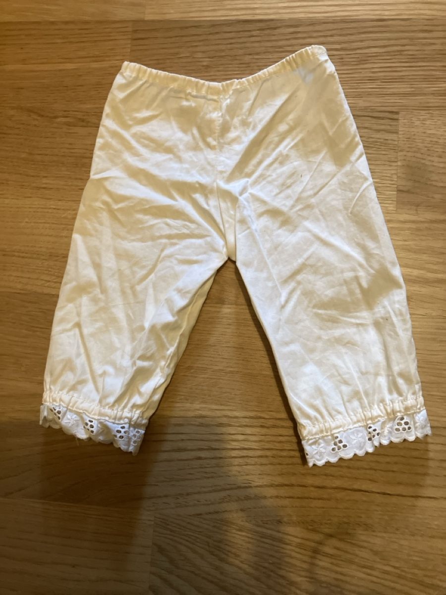Bambole: Dolls under trousers, white cotton lace – Usato da Zürich venduto da papperlapapp1