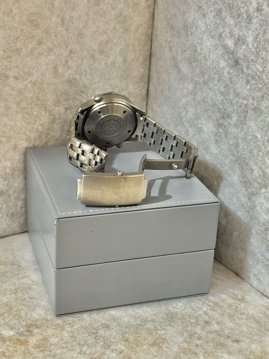 Omega Uhren: Omega Seamaster Professional Chronograph 1993 – Gebraucht aus Basel von RoyalPerformance 3