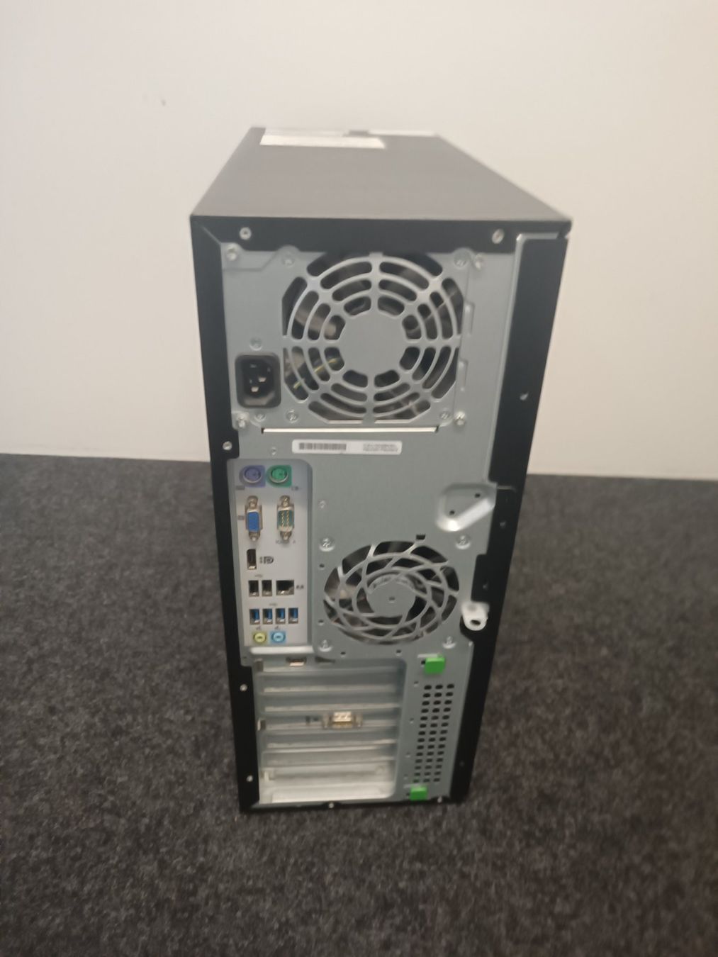 Compaq PCs: HP compaq elite 8300 – D'occasion à Schlieren par 2nd-Life 4