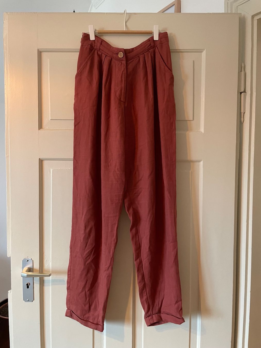 Pantaloni: Hose von KOMANA – Usato da St. Gallen venduto da ann_llt9
