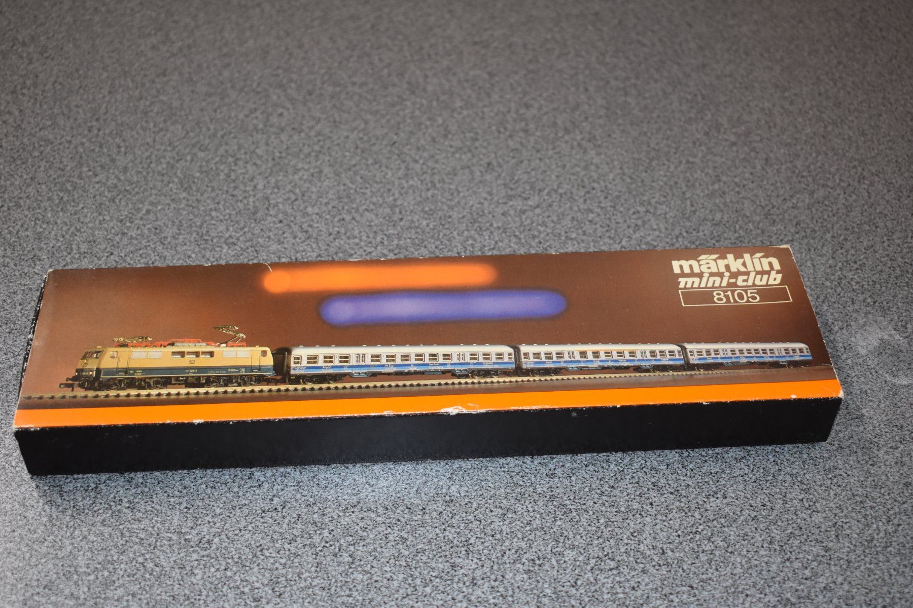 Märklin Modelleisenbahnen: Märklin Z 1 Boîte vide 8105 – Gebraucht aus Le Locle von skycomputer