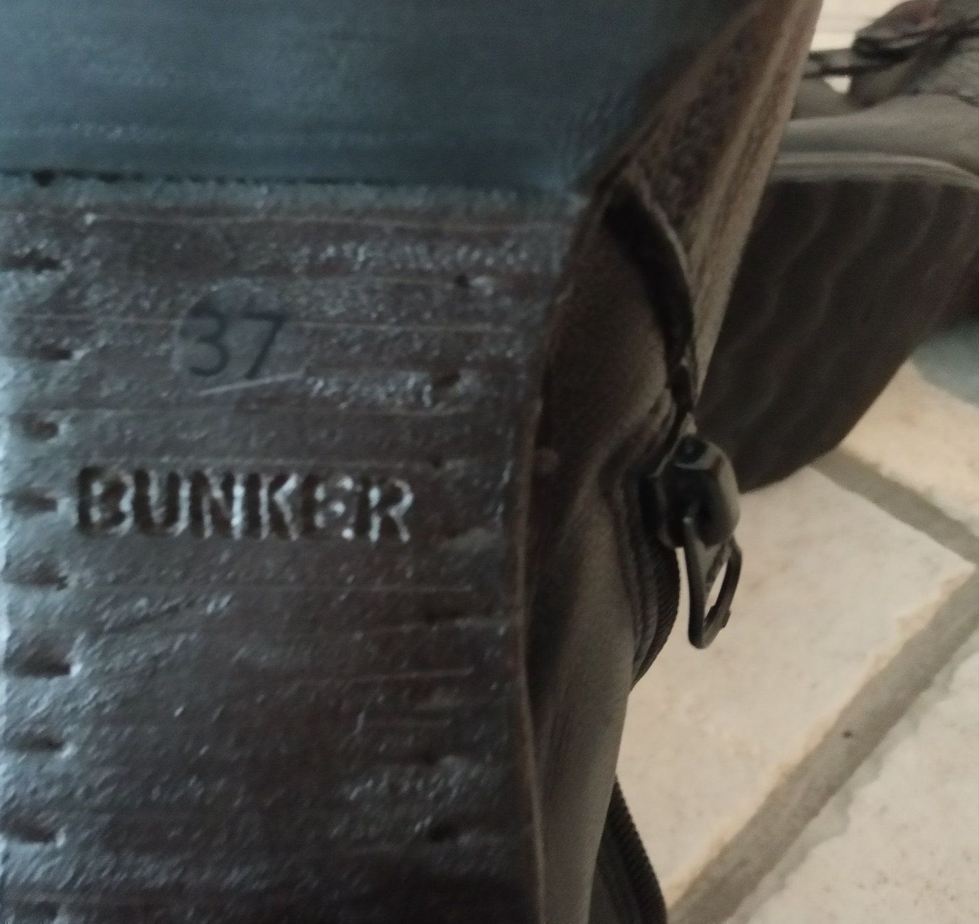Damenschuhe: Bunker Damenschuhe Größe 37 – Gebraucht aus Chur von Rodanisa 4
