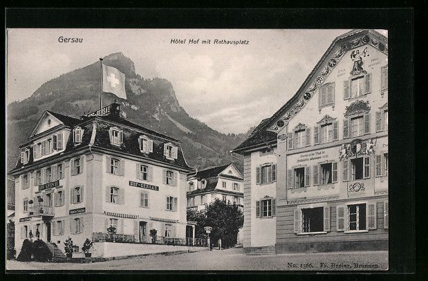 Cartes postales: AK Gersau, Hotel Hof mit Rathausplatz – D'occasion à Berlin par bartko-reher
