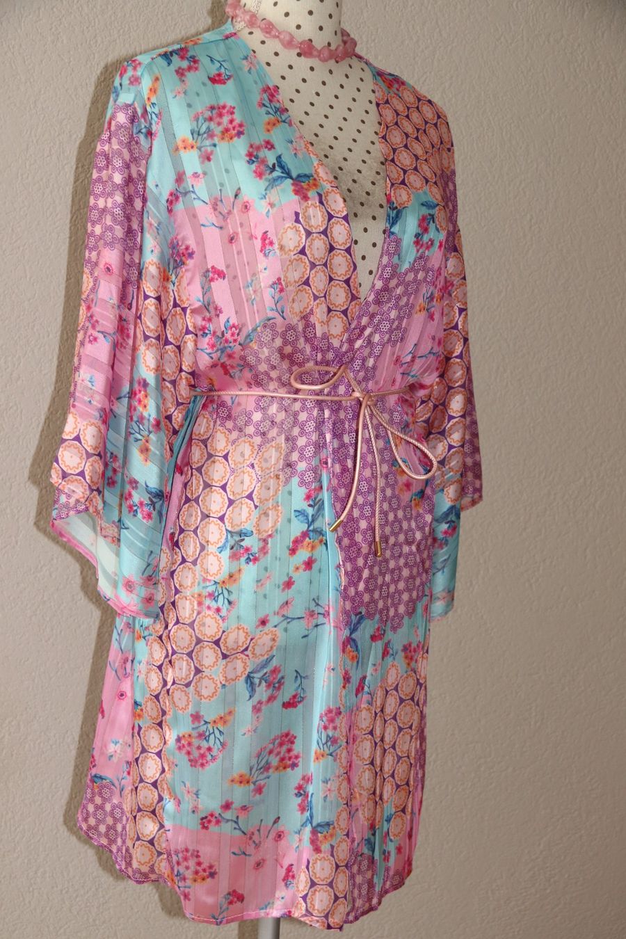Tuniche: Hübsche  Strandtunika / Kimono Gr.S-M neu – Nuovo (secondo la descrizione) da Oberwil-Lieli venduto da Svetlana28 7