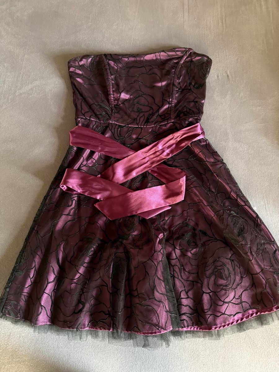 Vestiti: Trägerloses Damenkleid – Usato da Steckborn venduto da Diana.84