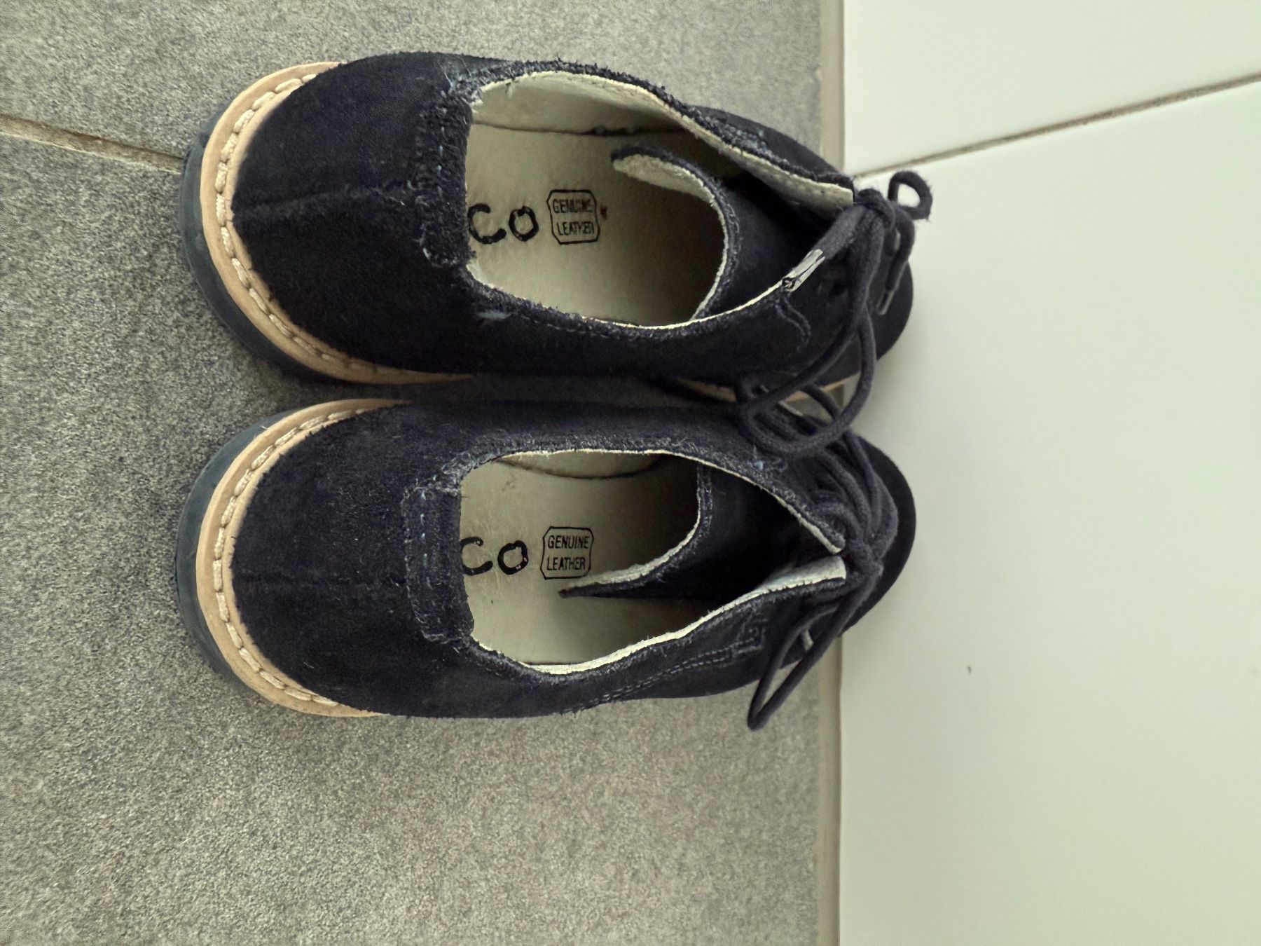 Scarpe per ragazzi: Neuwertige elegante Echtlederschuhe Gr. 29 – Usato da Oetwil an der Limmat venduto da Prinzaessli123 2
