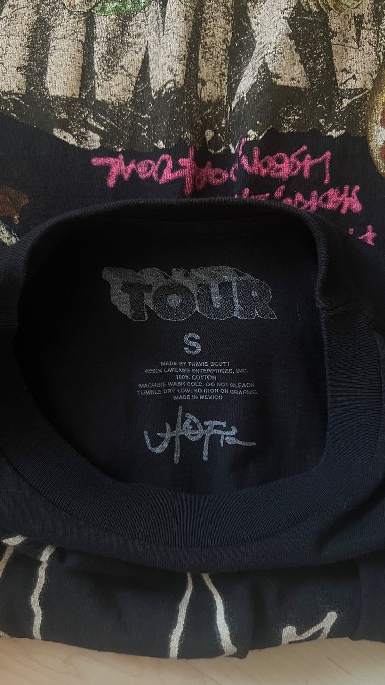 T-shirts: Travis Scott Circus Maximus Tour Merch Gr. S – Neuf (Voir description) à Hirschthal par kruemi88 2