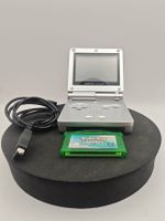 1 Game Box Advance SP + Pokemon Smaragd Edition Game