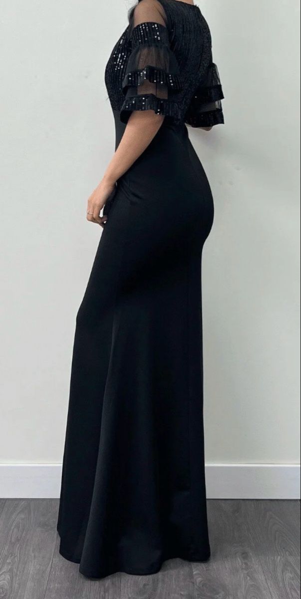 Robes: Schwarzes Abendkleid lang NEU – Neuf avec emballage d'origine à Volketswil par mikeyburrows 3