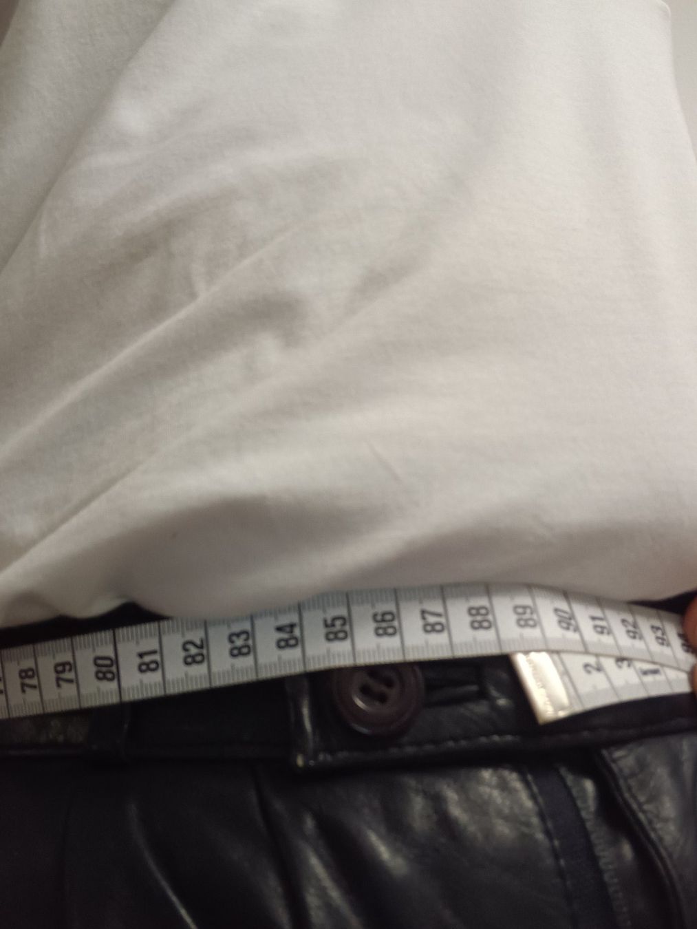 Pantaloni: Lederhose, dunkelblau, edel, gefüttert – Usato da Büsingen venduto da Flohminator 3
