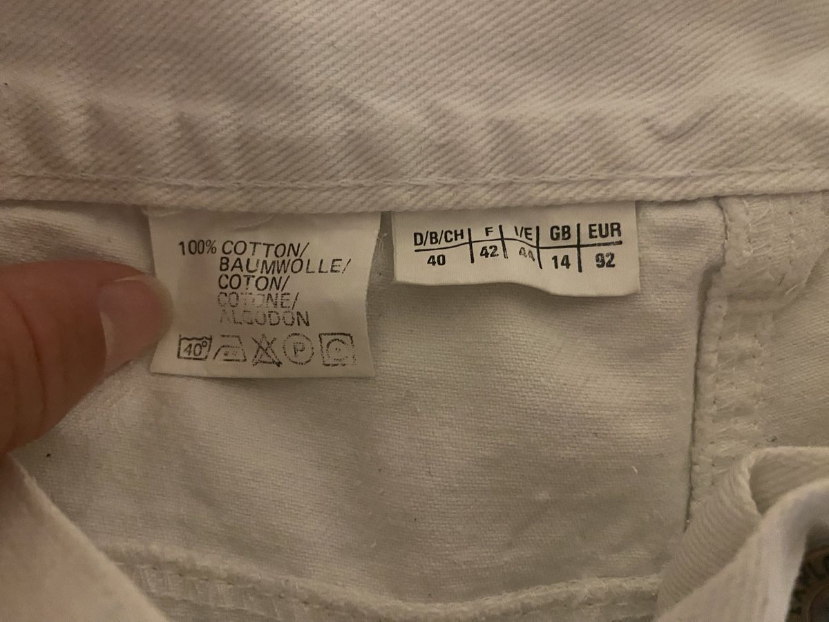 Jeans: Weisse Jeansshorts Gr. 40 Explorer Damen – Gebraucht aus Wölflinswil von kona_a 3